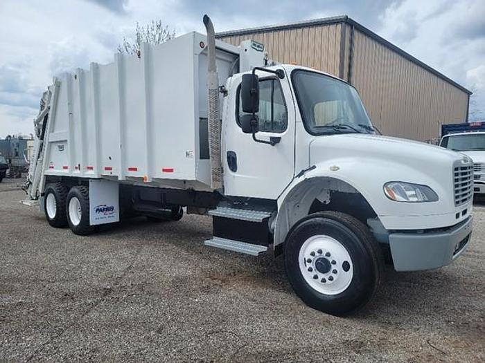 Used 2014 FREIGHTLINER REAR LOAD TRUCK
