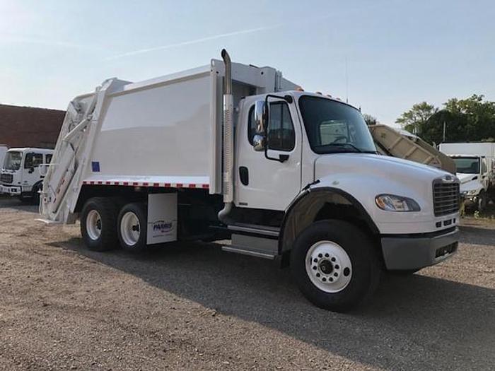Used 2010 FREIGHTLINER REAR LOAD TRUCK