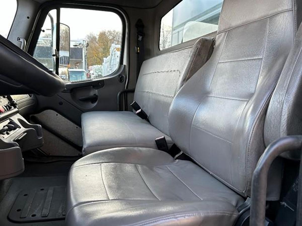 Used 2014 FREIGHTLINER REAR LOAD TRUCK