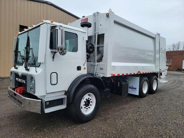 Used 2008 MACK REAR LOAD TRUCK #002846