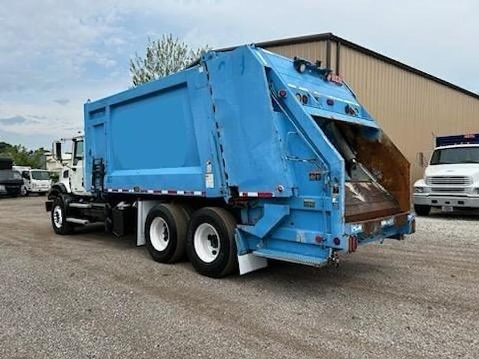 Used 2016 MACK REAR LOAD TRUCK