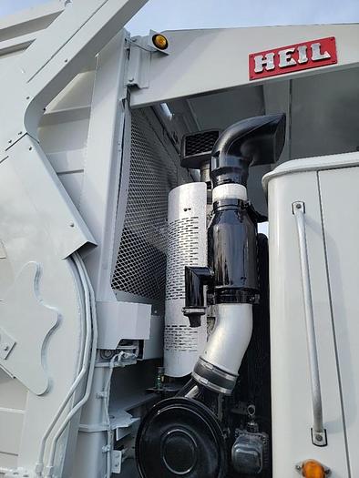 Used 2020 MACK FRONT LOAD TRUCK