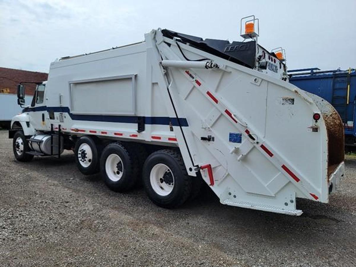 Used 2012 INTERNATIONAL REAR LOAD TRUCK