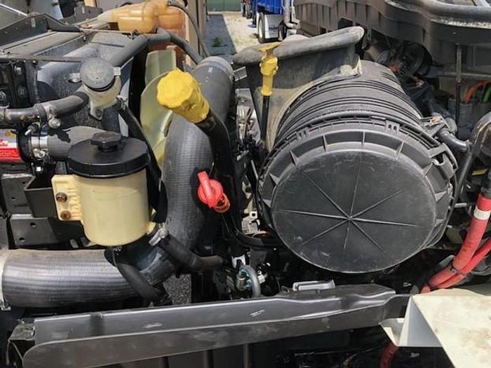 Used 2018 INTERNATIONAL REAR LOAD TRUCK