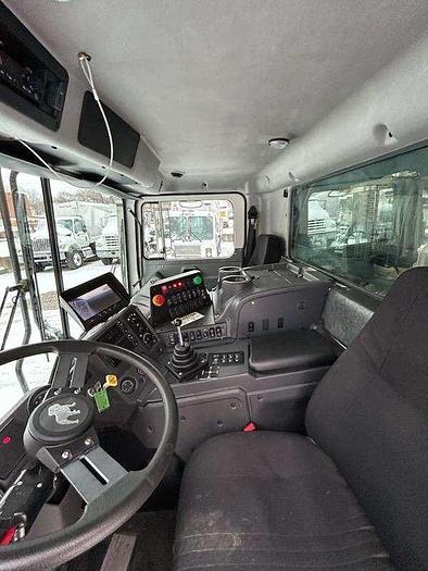 Used 2024 MACK FRONT LOAD TRUCK