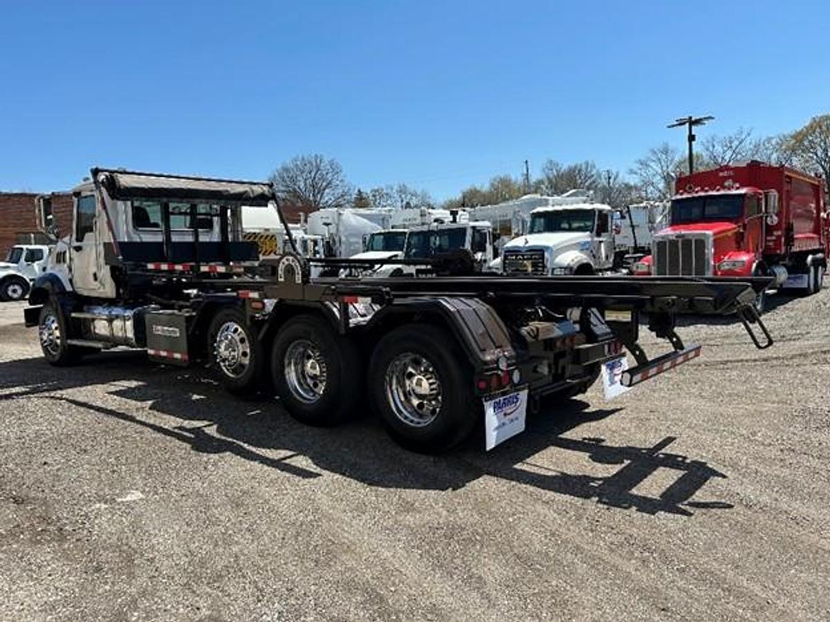 Used 2015 MACK ROLLOFF TRUCK