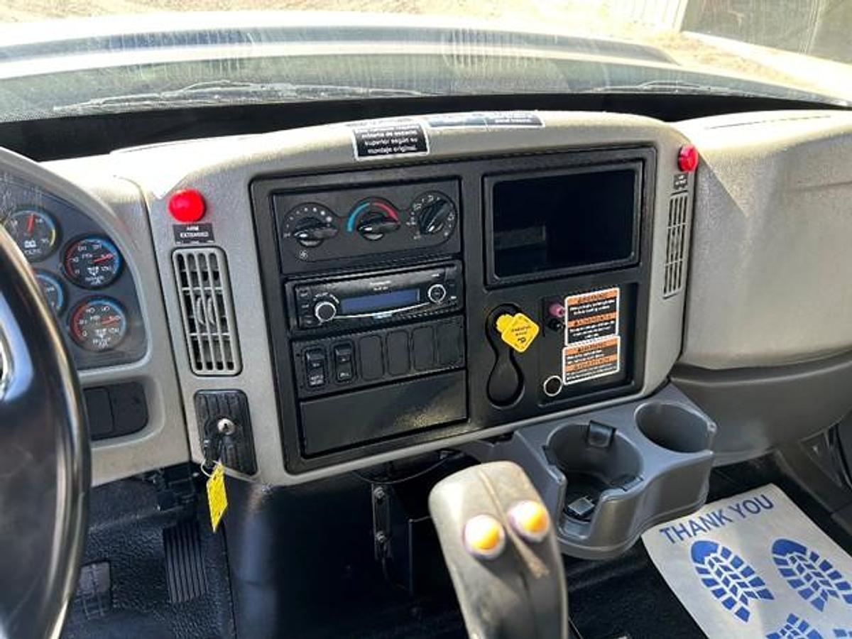 Used 2013 INTERNATIONAL AUTOMATED SIDE LOAD TRUCK