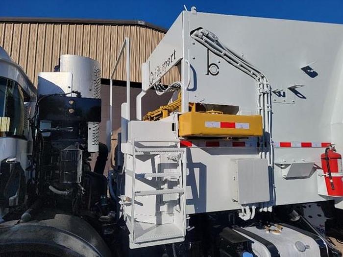 Used 2018 MACK AUTOMATED SIDE LOAD TRUCK