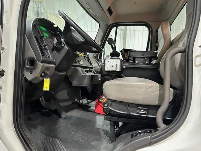 Used 2018 FREIGHTLINER AUTOMATED SIDE LOAD TRUCK