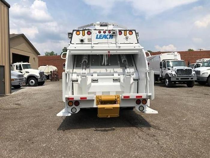 Used 2015 FREIGHTLINER REAR LOAD TRUCK