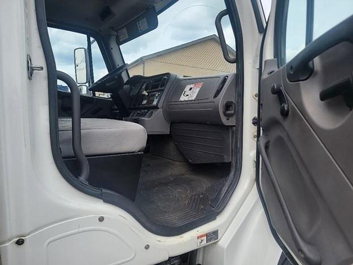 Used 2014 FREIGHTLINER REAR LOAD TRUCK