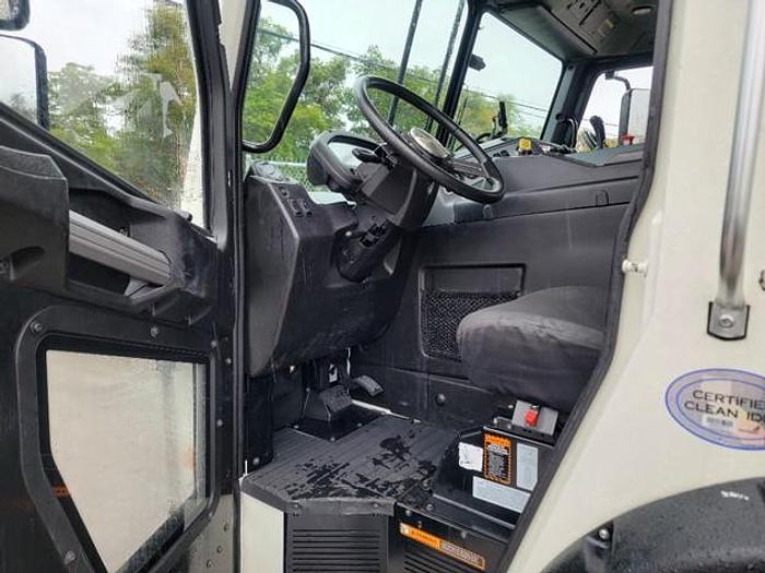 Used 2019 MACK AUTOMATED SIDE LOAD TRUCK