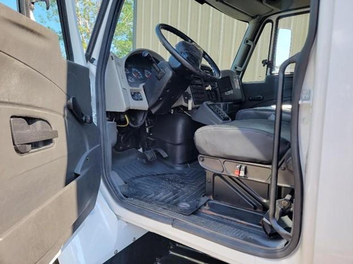 Used 2014 FREIGHTLINER REAR LOAD TRUCK
