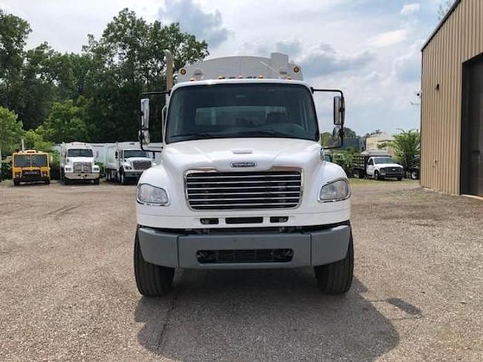 Used 2015 FREIGHTLINER REAR LOAD TRUCK