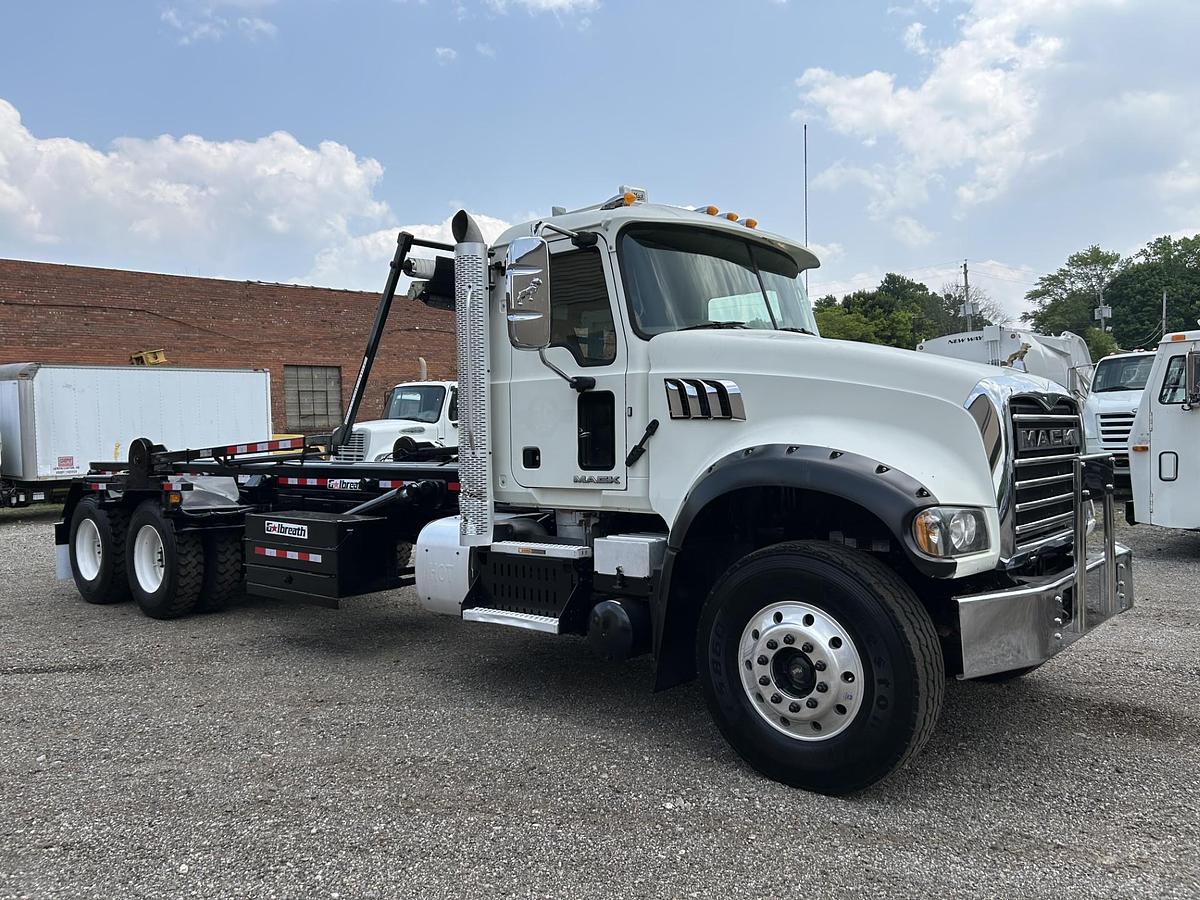 Used 2017 MACK ROLLOFF TRUCK