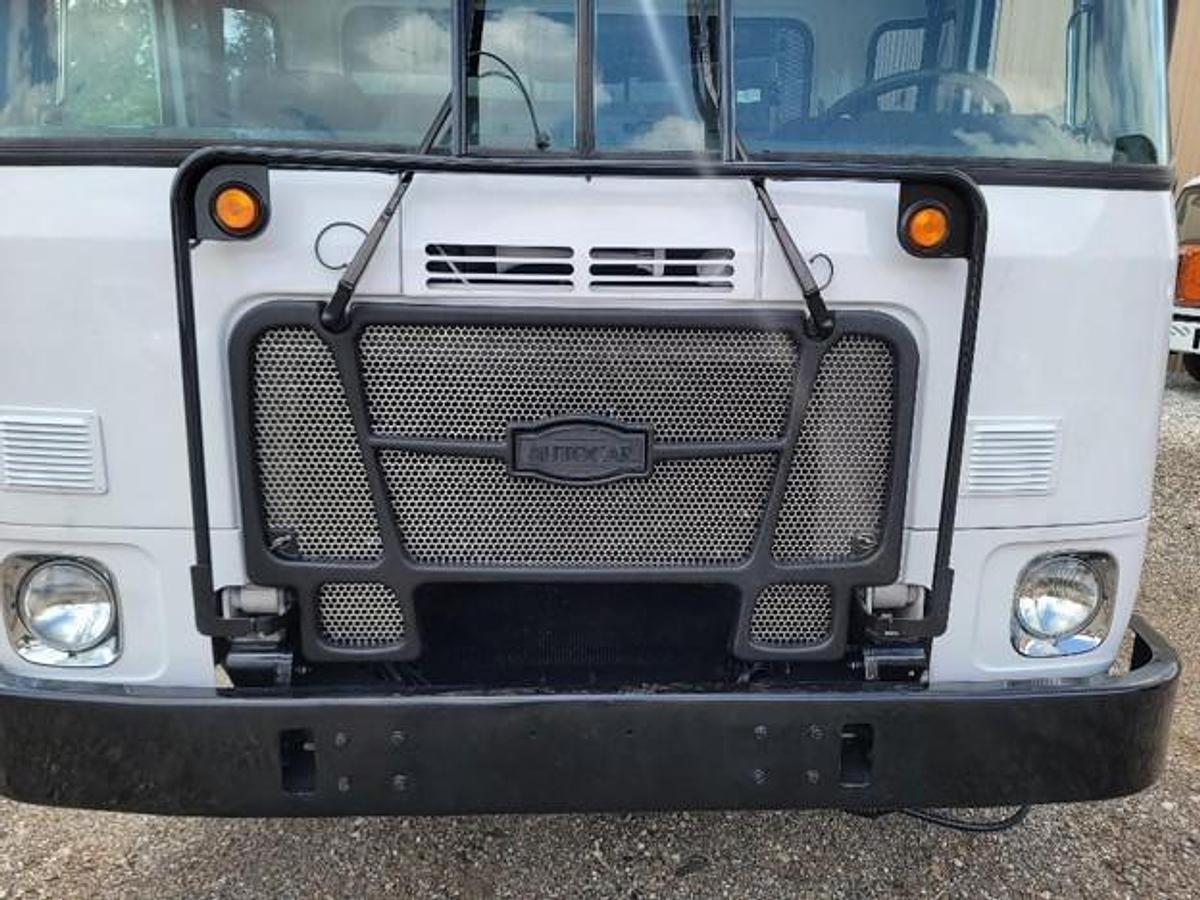Used 2019 AUTOCAR FRONT LOAD TRUCK