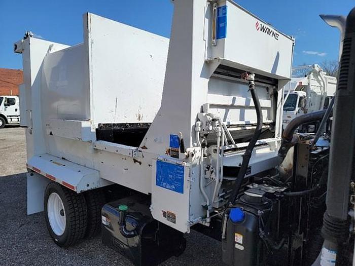 Used 2015 ISUZU SIDE LOAD TRUCK