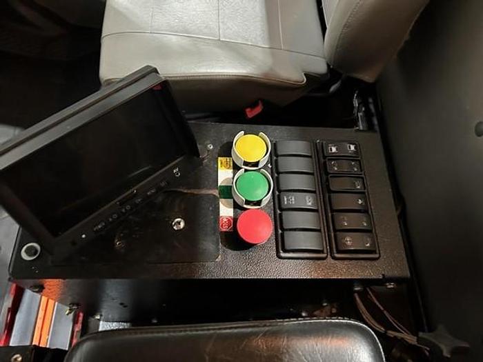 Used 2018 FREIGHTLINER AUTOMATED SIDE LOAD TRUCK