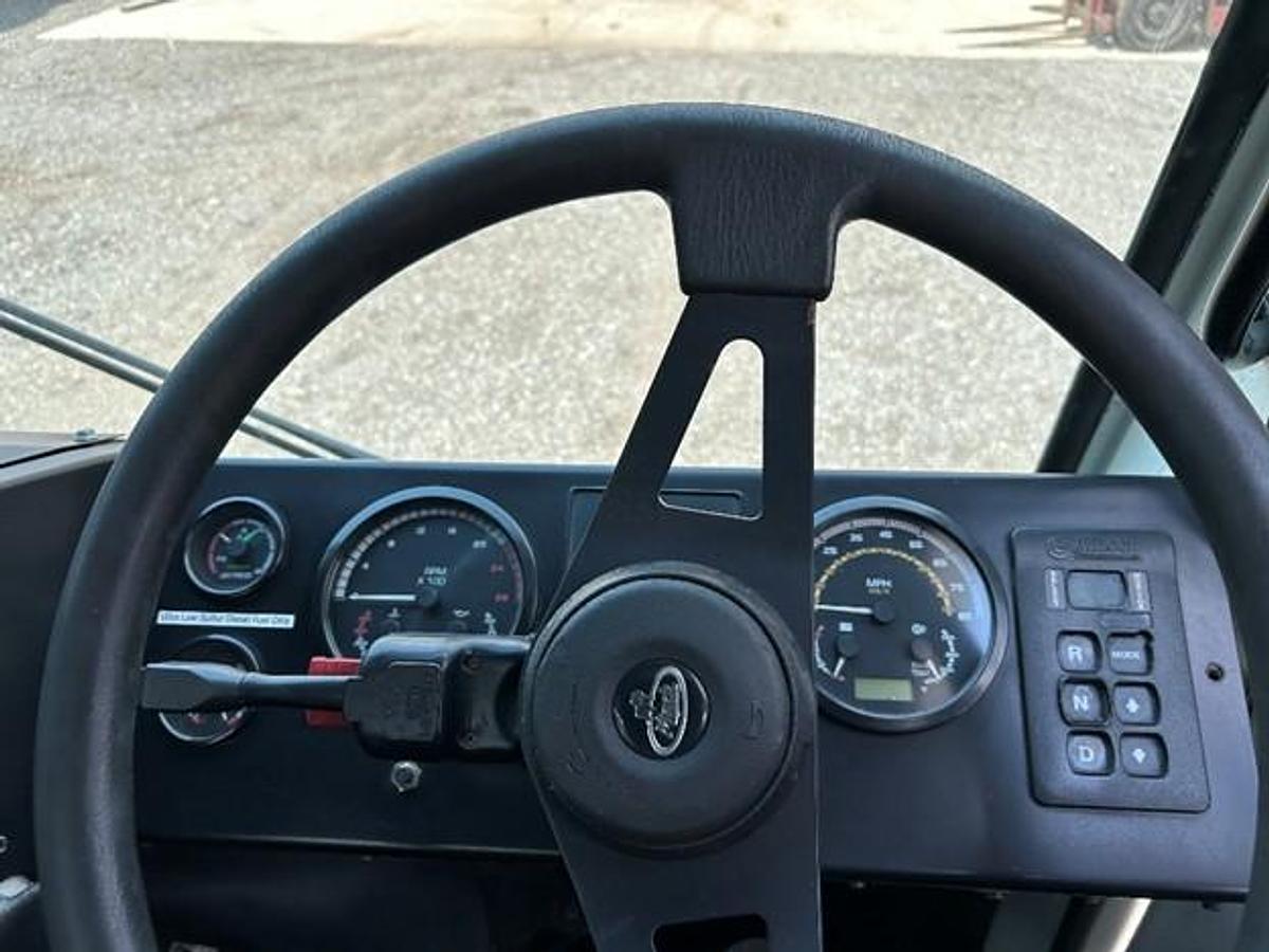 Used 2012 MACK AUTOMATED SIDE LOAD TRUCK