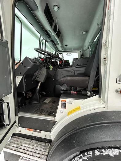 Used 2024 MACK FRONT LOAD TRUCK