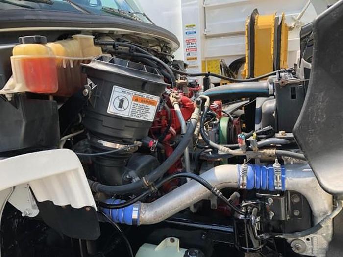 Used 2015 FREIGHTLINER REAR LOAD TRUCK