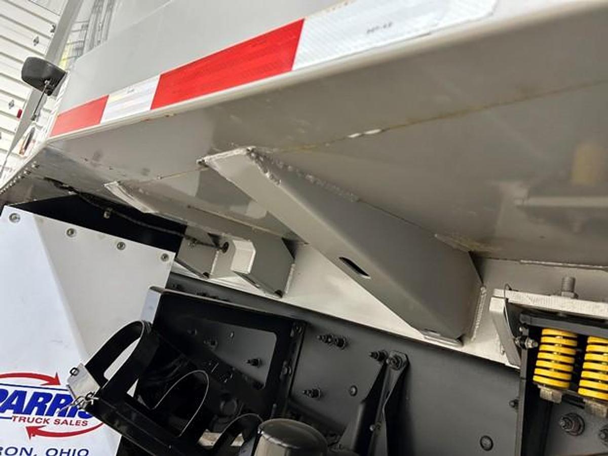 Used 2018 PETERBILT REAR LOAD TRUCK