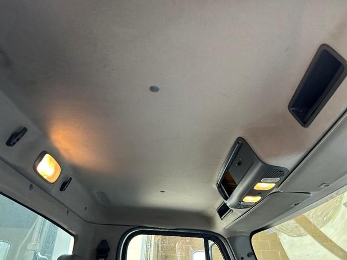 Used 2017 FREIGHTLINER REAR LOAD TRUCK