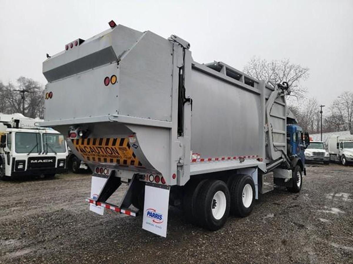 Used 2016 PETERBILT CNG FRONT LOAD TRUCK
