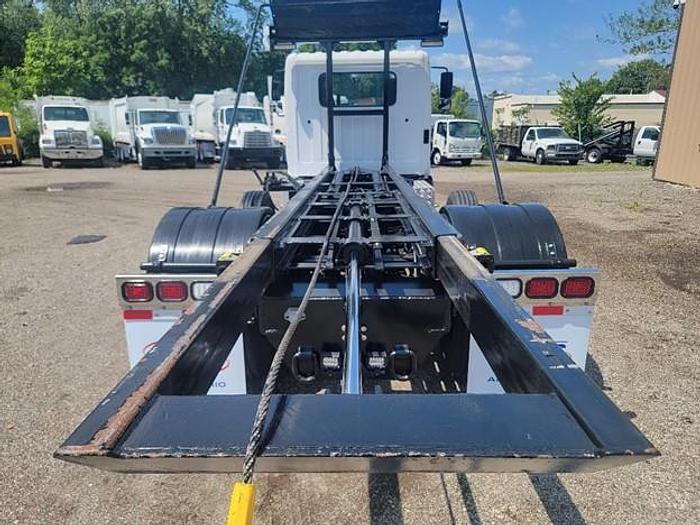 Used 2014 HINO ROLLOFF TRUCK