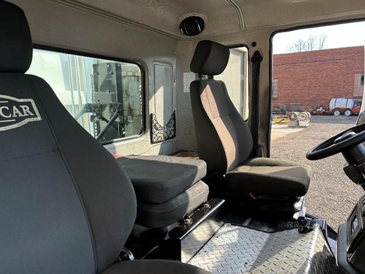 Used 2018 AUTOCAR REAR LOAD TRUCK