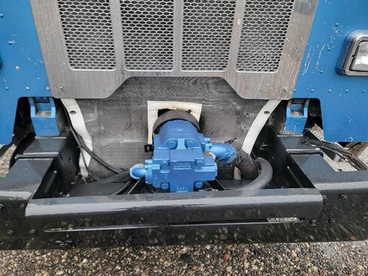 Used 2016 PETERBILT CNG FRONT LOAD TRUCK