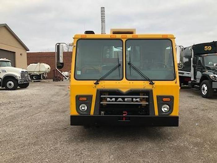 Used 2012 MACK CHASSIS