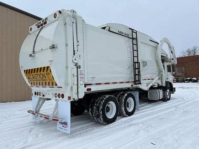 Used 2024 MACK FRONT LOAD TRUCK