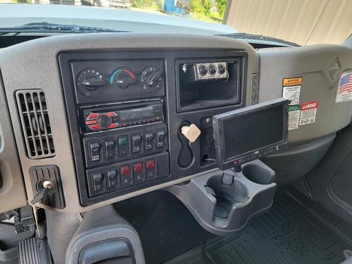 Used 2014 FREIGHTLINER REAR LOAD TRUCK