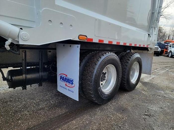 Used 2020 MACK FRONT LOAD TRUCK