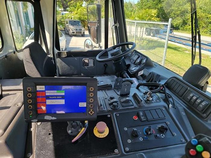 Used 2016 AUTOCAR AUTOMATED SIDE LOAD TRUCK