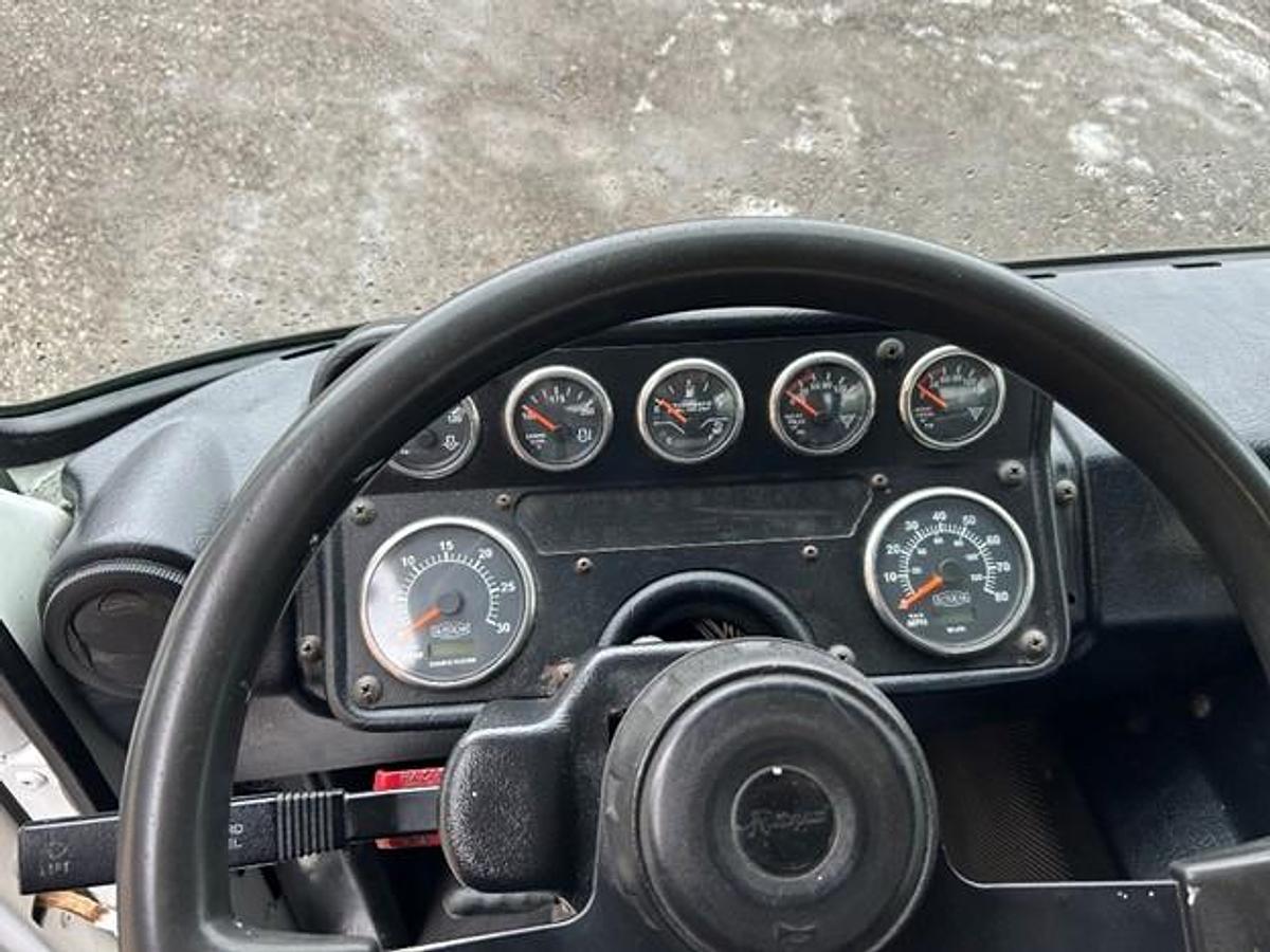 Used 2011 AUTOCAR REAR LOAD TRUCK