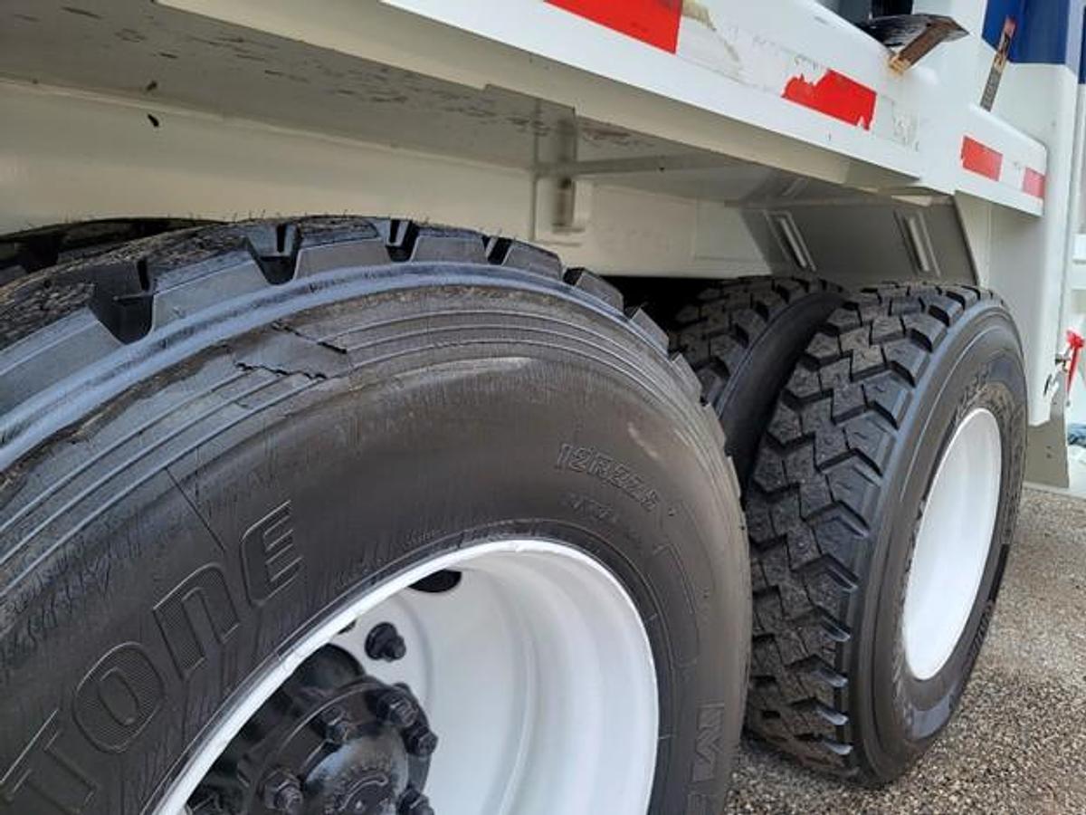 Used 2012 INTERNATIONAL REAR LOAD TRUCK