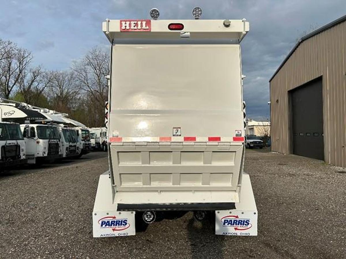 Used 2018 FREIGHTLINER AUTOMATED SATELLITE TRUCK