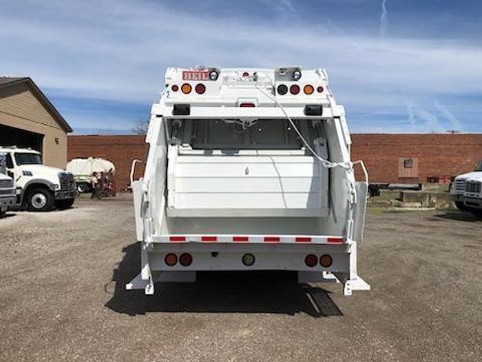 Used 2015 INTERNATIONAL REAR LOAD TRUCK