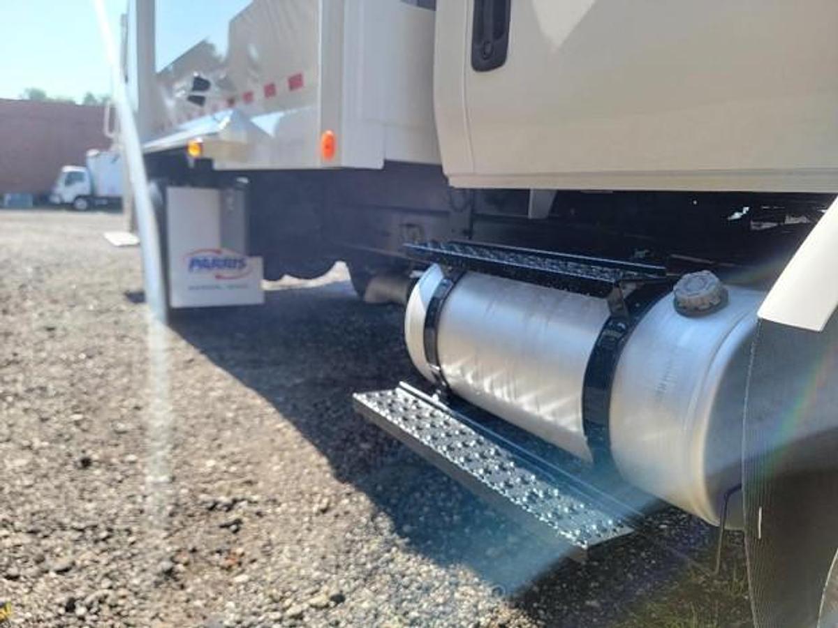 Used 2014 FREIGHTLINER REAR LOAD TRUCK