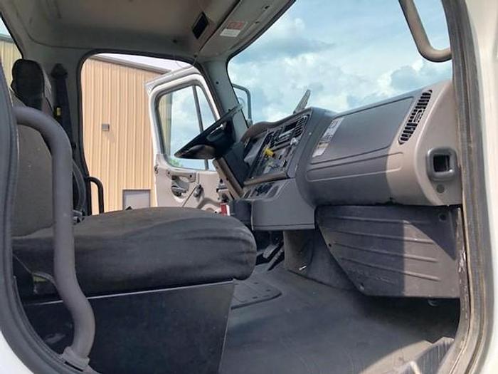 Used 2015 FREIGHTLINER REAR LOAD TRUCK