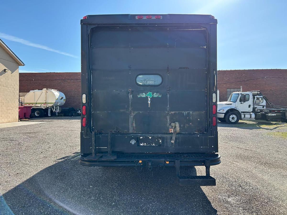 Used 2001 FREIGHTLINER STEP VAN