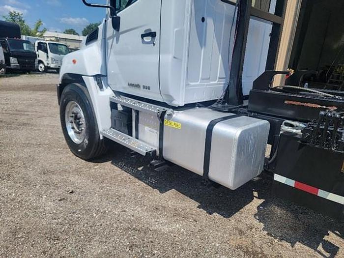 Used 2014 HINO ROLLOFF TRUCK