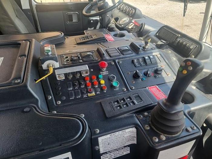 Used 2010 AUTOCAR SIDE LOAD TRUCK