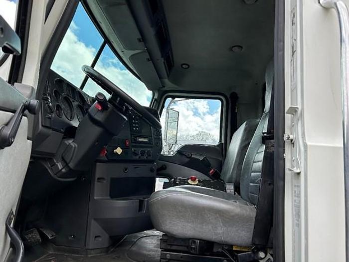 Used 2010 MACK REAR LOAD TRUCK