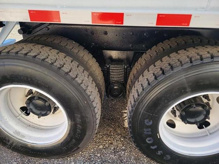 Used 2018 MACK AUTOMATED SIDE LOAD TRUCK