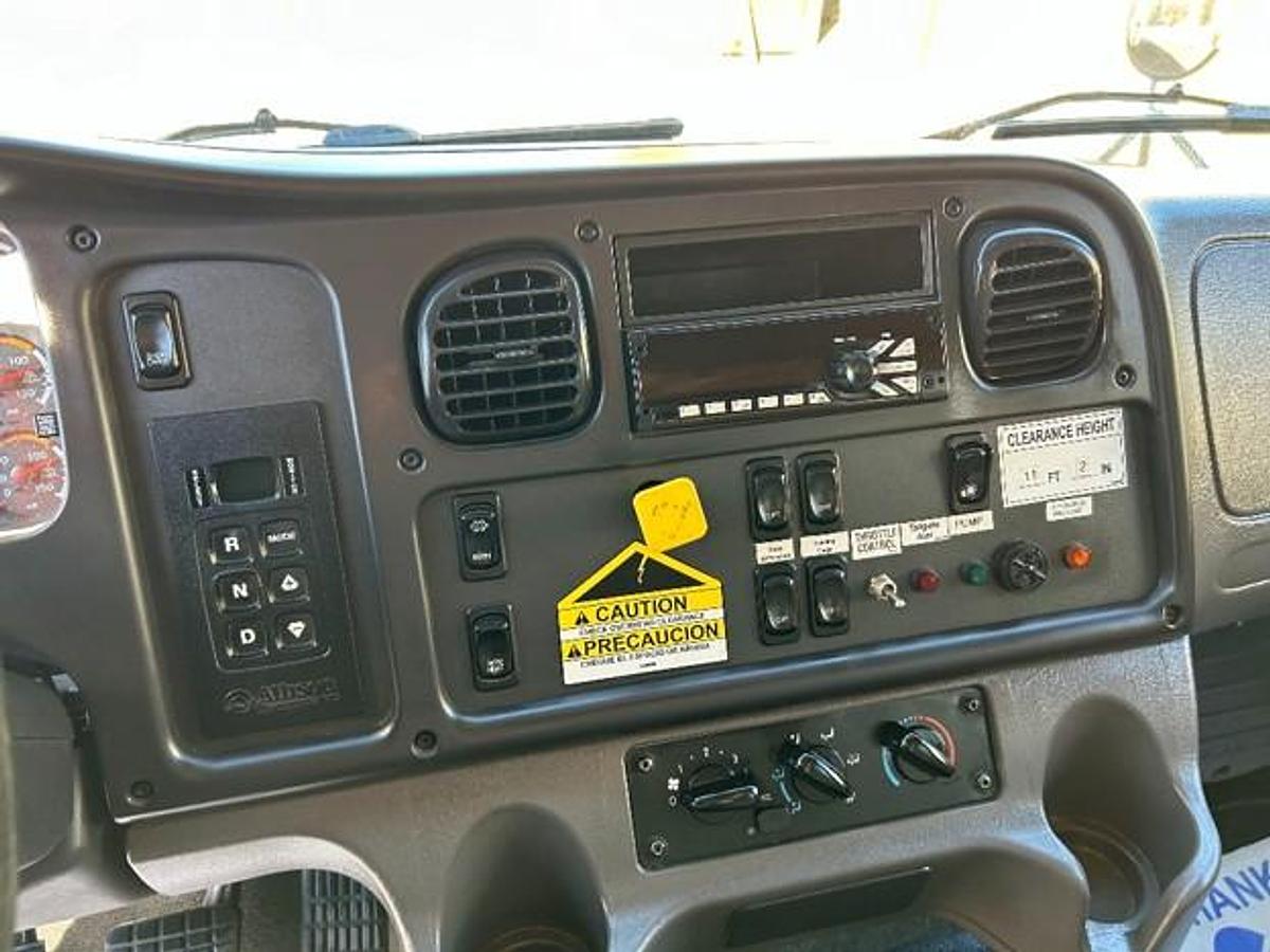 Used 2021 FREIGHTLINER SPLIT BODY REAR LOAD TRUCK