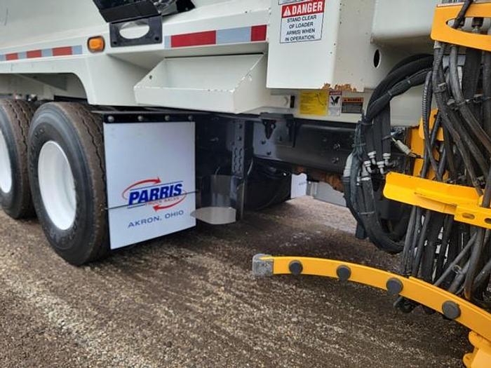 Used 2017 MACK AUTOMATED SIDE LOAD TRUCK