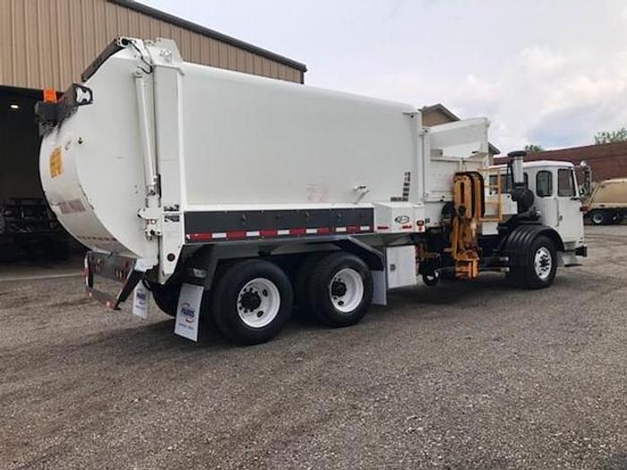 Used 2010 AUTOCAR AUTOMATED SIDE LOAD TRUCK